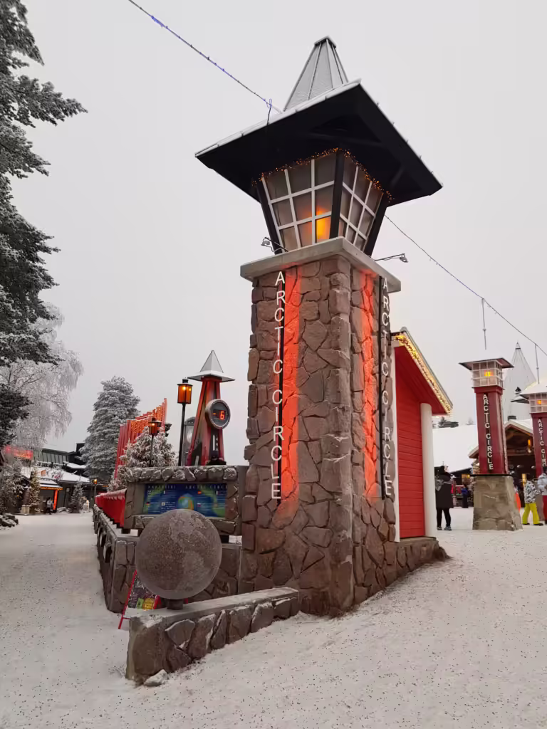 Weekend w Rovaniemi - z wizytą u Świętego Mikołaja - koło podbiegunowe północne