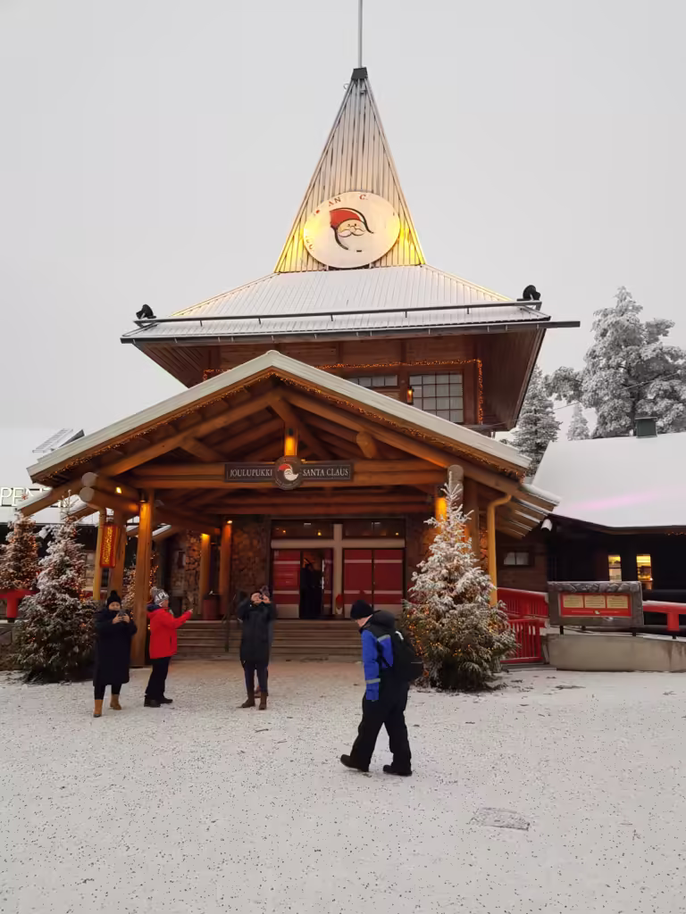 Weekend w Rovaniemi - z wizytą u Świętego Mikołaja