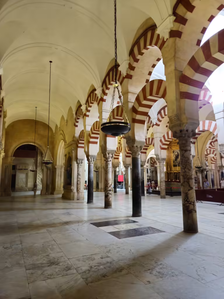 Gotowy plan podróży po Andaluzji. Podsumowanie kosztów wycieczki. Mezquita