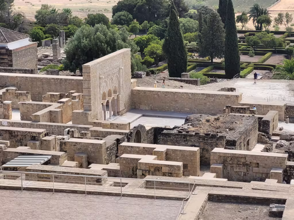 Gotowy plan podróży po Andaluzji. Podsumowanie kosztów wycieczki. Medina Azahara