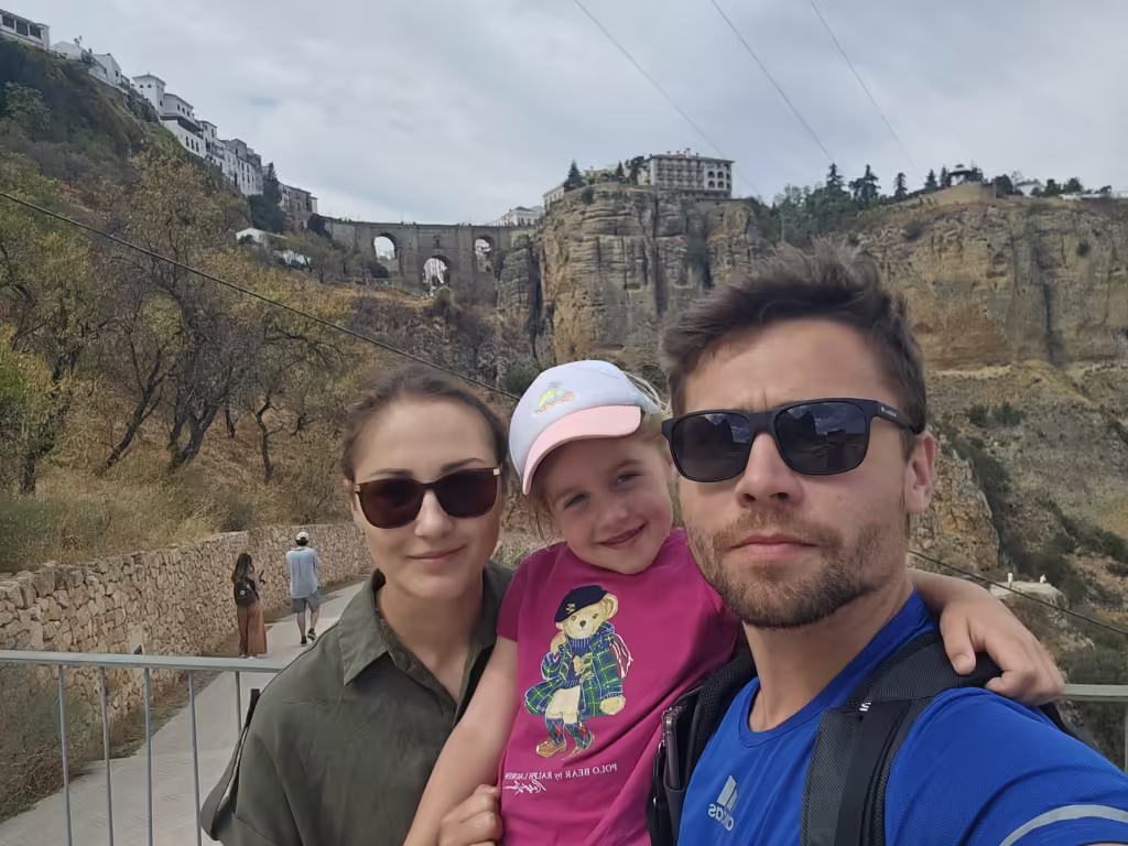 Gotowy plan podróży po Andaluzji. Podsumowanie kosztów wycieczki. Widok Rondę